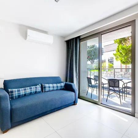 With Balcony Shared Pool Near Apartman Gümbet