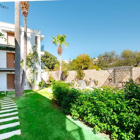 With Balcony Shared Pool Near Appartement *
